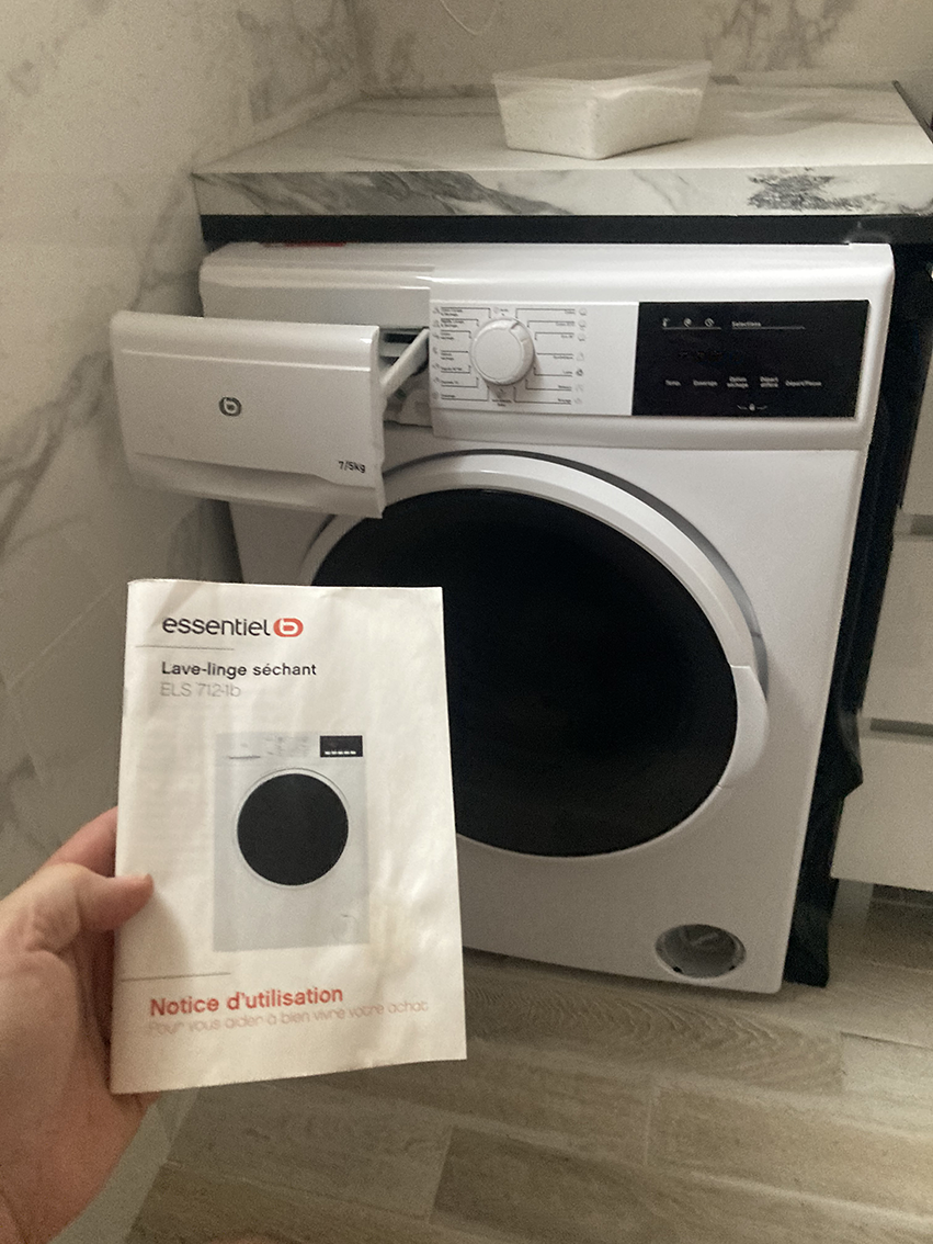 Gîte Le Mas des Oliviers, machine à laver séchante.